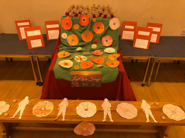 Peatmoor Primary School Poppy Display